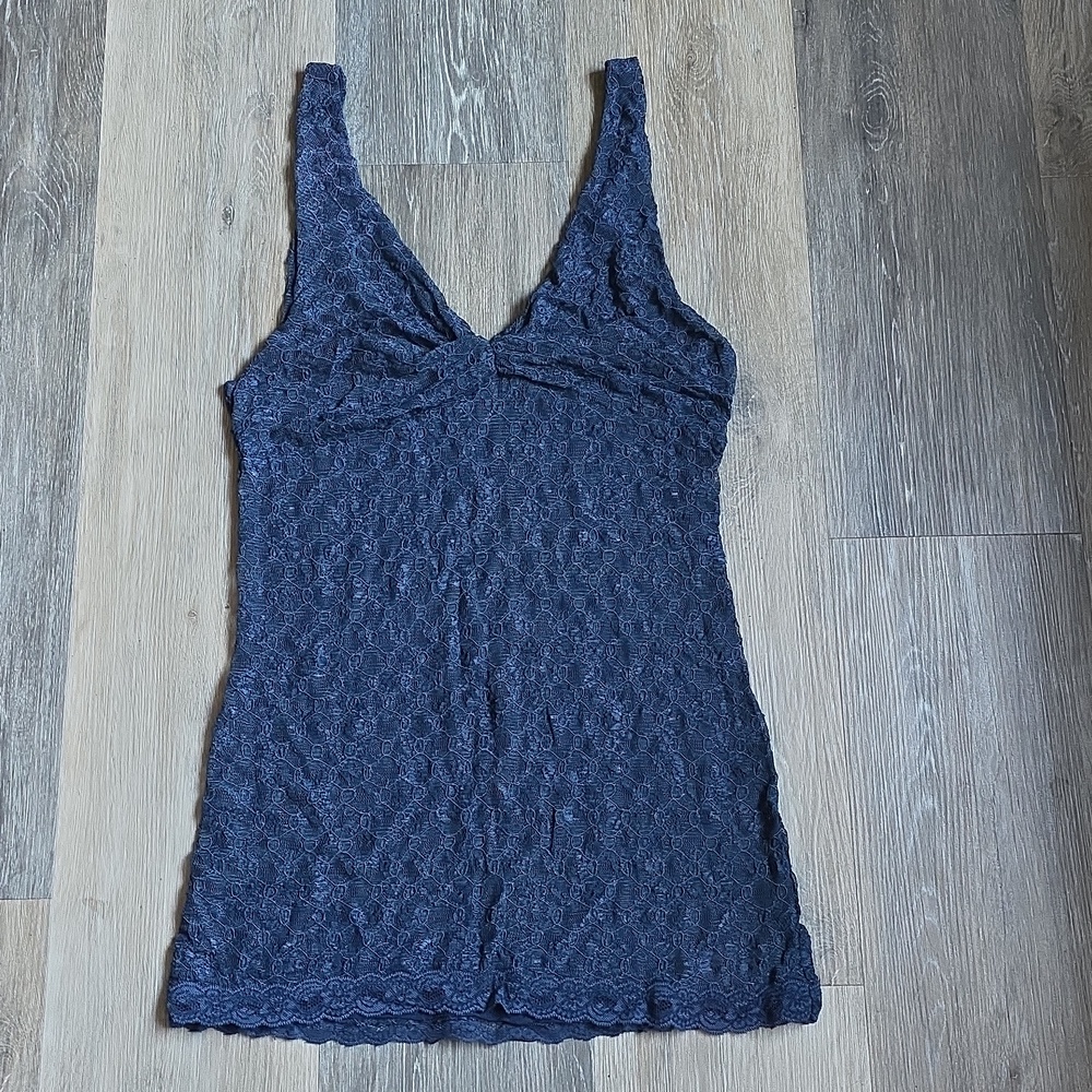 Lacey top - Picture 3 of 10